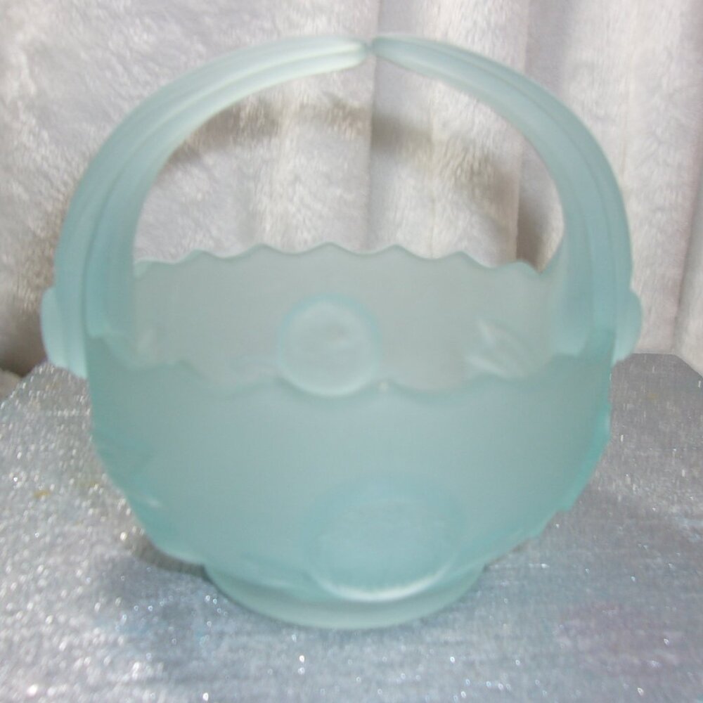 H-267 IMPERIAL GLASS FROSTED BLUE SPLIT HANDLE BASKET